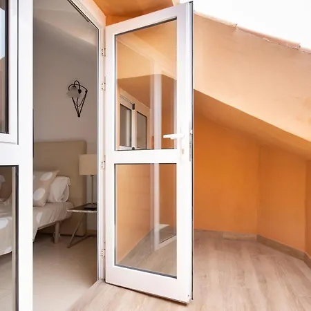 Apartman Exclusive Penthouse Playa Vistas 5 Close To Sea And Beach, Aircondition For A Fee, Wifi, Terrace, Heated Pool