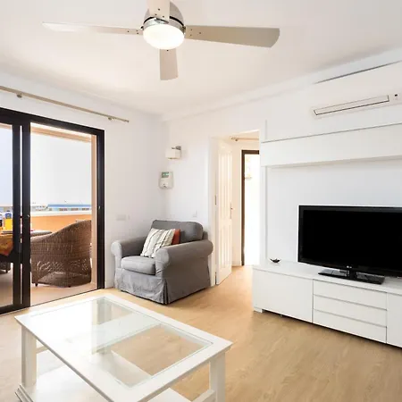 Exclusive Penthouse Playa Vistas 5 Close To Sea And Beach, Aircondition For A Fee, Wifi, Terrace, Heated Pool Playa de las Américas