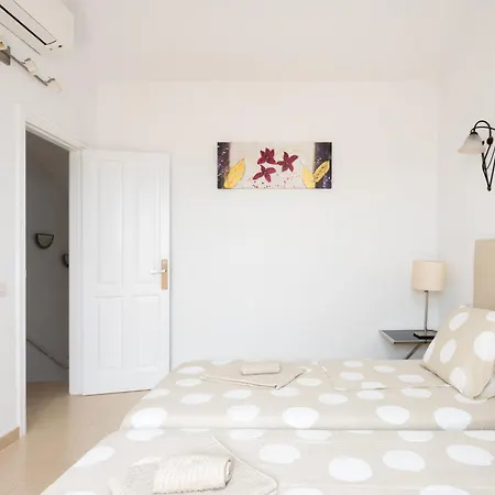 Exclusive Penthouse Playa Vistas 5 Close To Sea And Beach, Aircondition For A Fee, Wifi, Terrace, Heated Pool Apartman *
