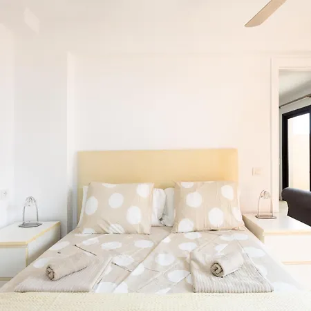Exclusive Penthouse Playa Vistas 5 Close To Sea And Beach, Aircondition For A Fee, Wifi, Terrace, Heated Pool Apartman *